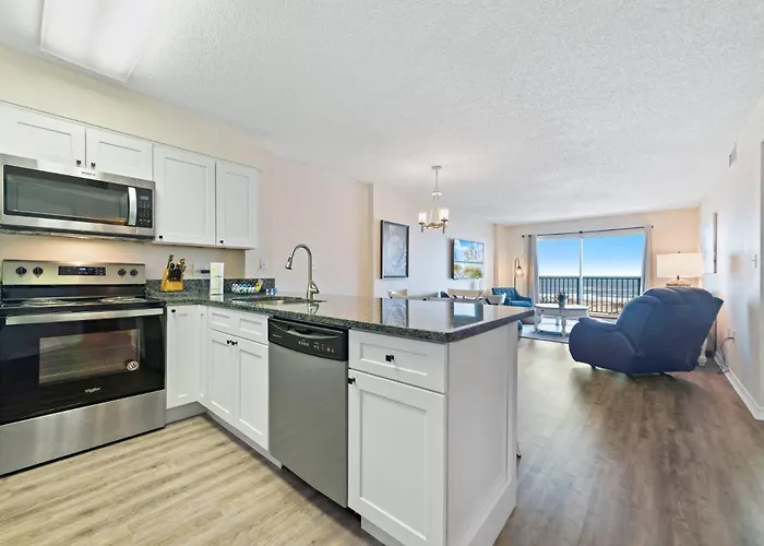 Plantation Palms 6610