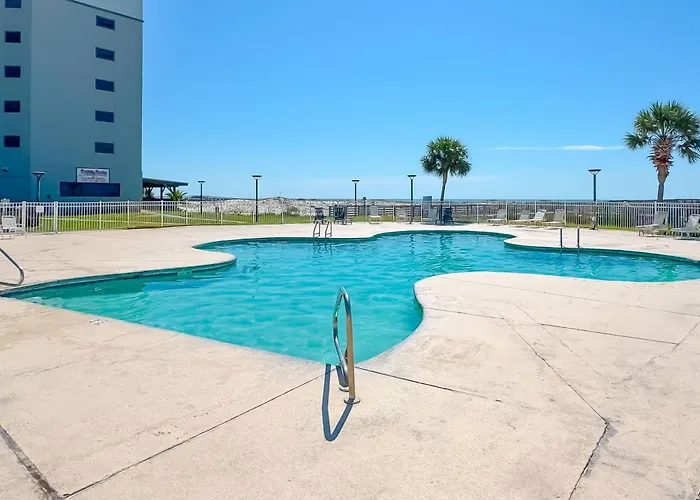 Plantation Palms 6610
